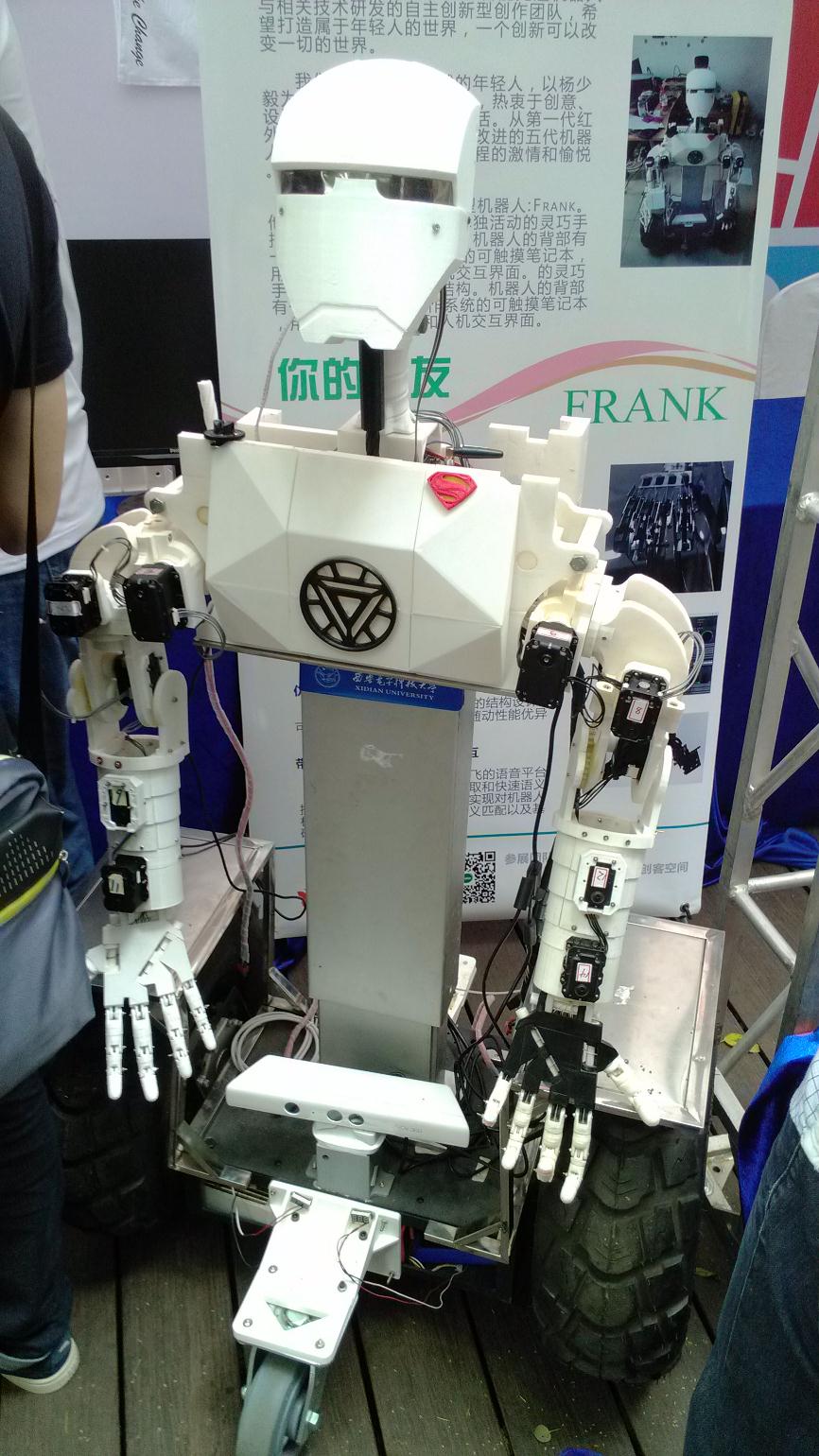 又掀新篇章 3d打印機器人一次搞定 無需組裝
3d打印機器人,3D打印一體打印,一鍵打印,3D打印優點,3D打印缺點,3D打印服務,3D打印云平臺