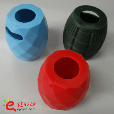 復模小批量PU軟膠手雷模型3